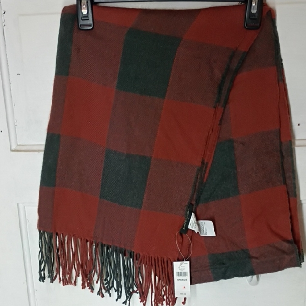 Banana Republic Red and Green Checkered Scarf
